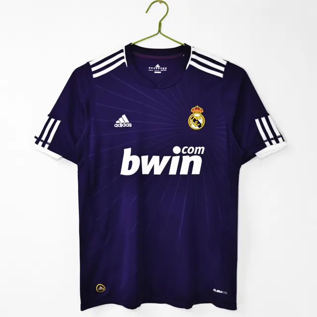 Temporada 2010/11 Real Madrid tercera morada 8A