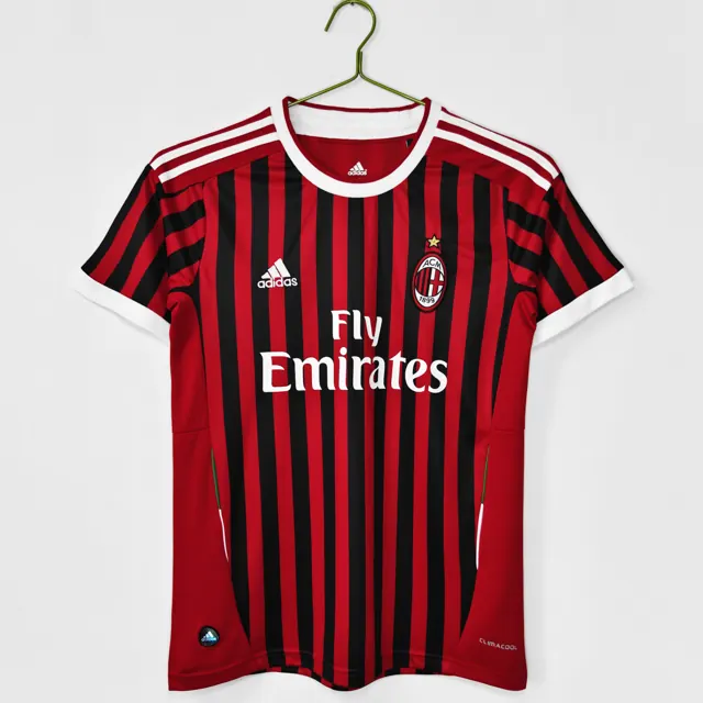Temporada 2011/12 AC Milan local 8A