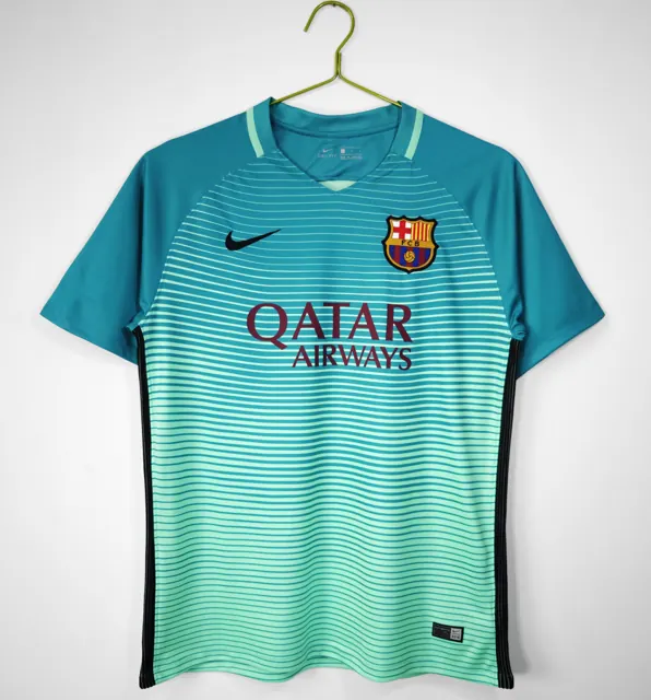 Temporada 2016/17 Barcelona tercera equipación 5A