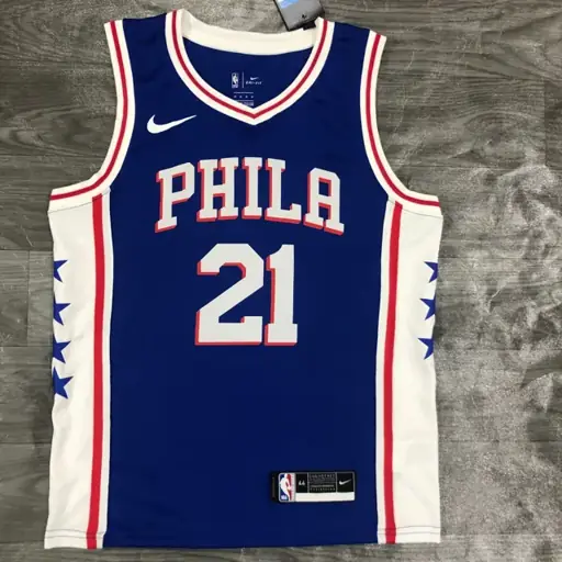 76ers cuello en V azul nº 21 "El Emperador" Embiid