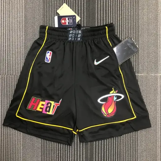 Temporada 22 Heat edición ciudad pantalones cortos
