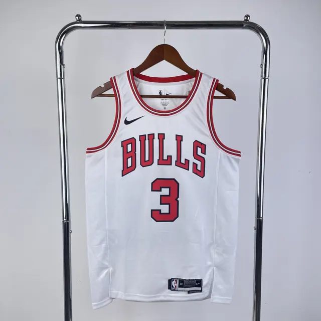 Temporada 23 Chicago Bulls blanco n.º 3 Wade