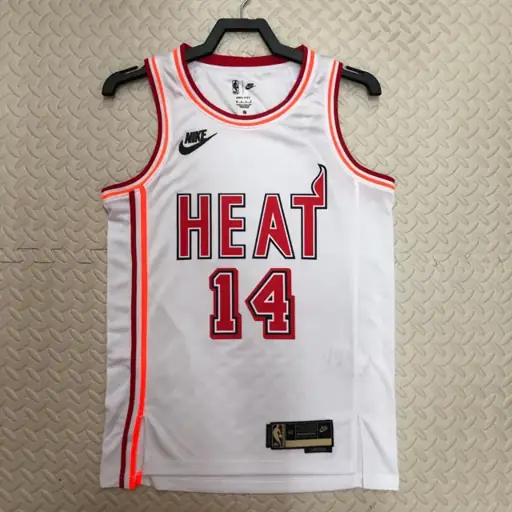 Temporada 23 Heat retro número 14 Herro