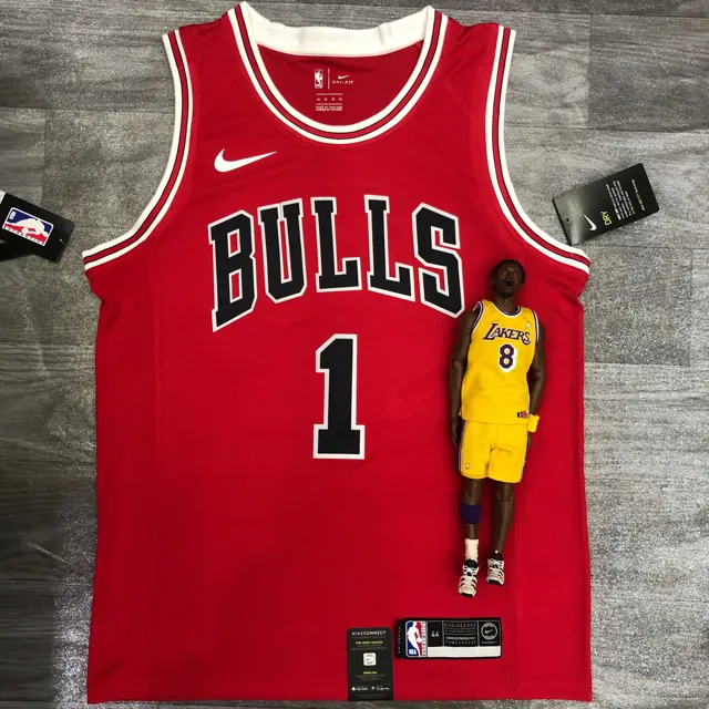 Bulls cuello redondo rojo nº 1 Derrick Rose