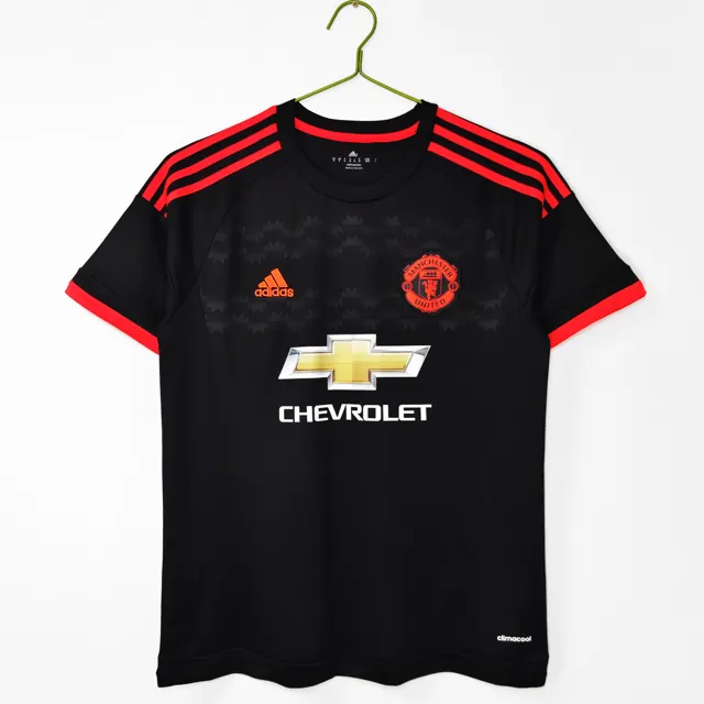 Temporada 2015/16 Manchester United tercera equipación negra 8A