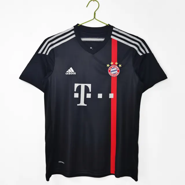 Temporada 2014/15 Bayern visitante retro 8A