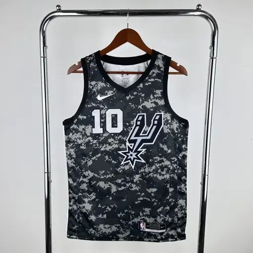 Spurs camuflaje nº 10 Sochan