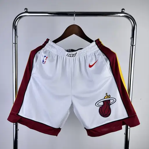 Heat local pantalones cortos blancos