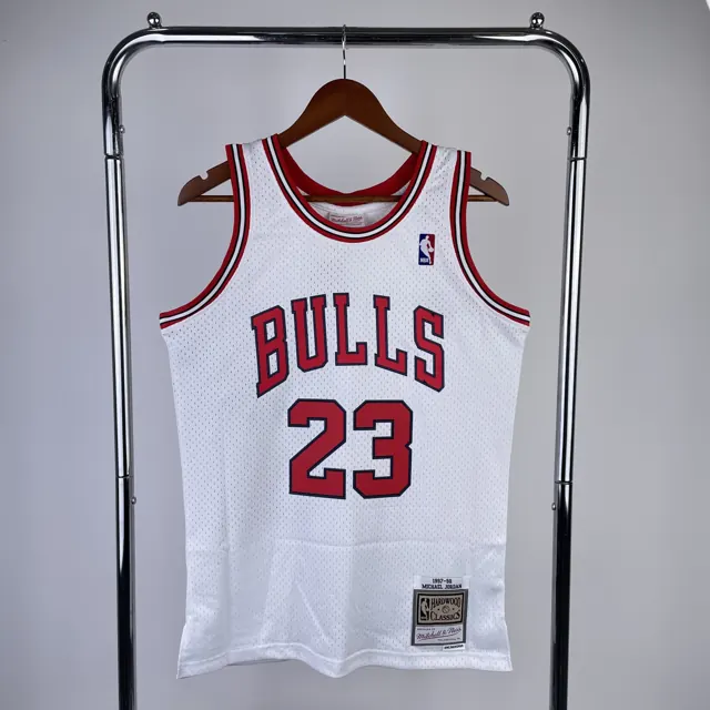 MN camiseta retro termoimpresa: SW Chicago Bulls temporada 98 color blanco nº23 Jordan