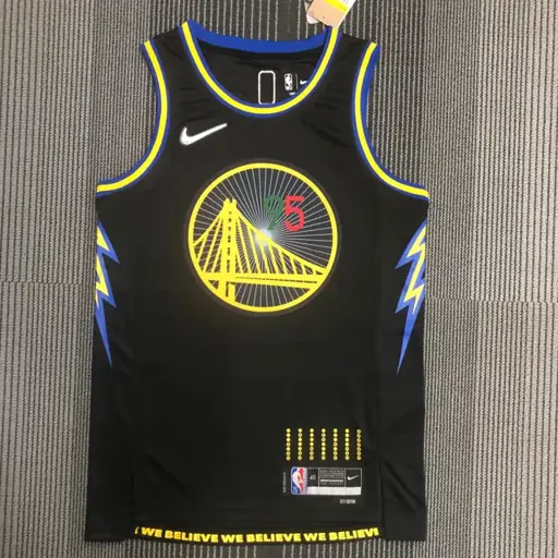 Temporada 22 Golden State Warriors edición ciudad México edición limitada n.º 95