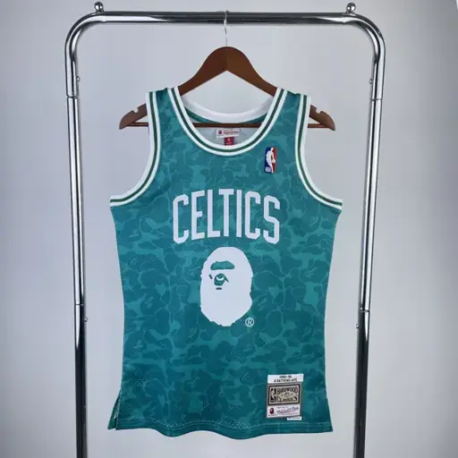 Camiseta de colaboración BAPE×M&N: Boston Celtics Ape Head