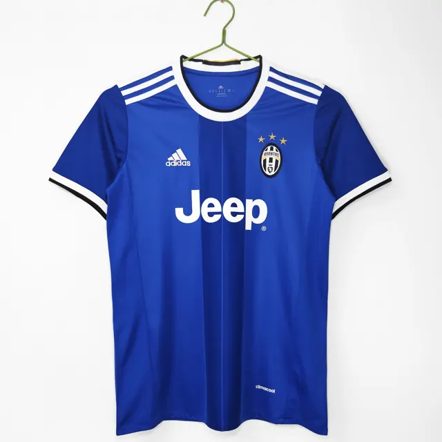 Temporada 2016/17 Juventus visitante azul retro 8A
