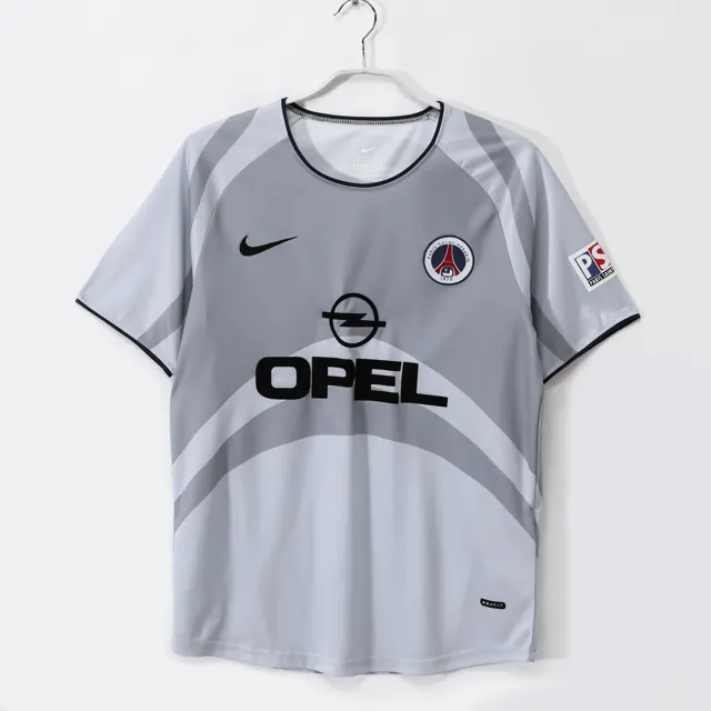 Temporada 2001/02 Paris Saint-Germain visitante 8A
