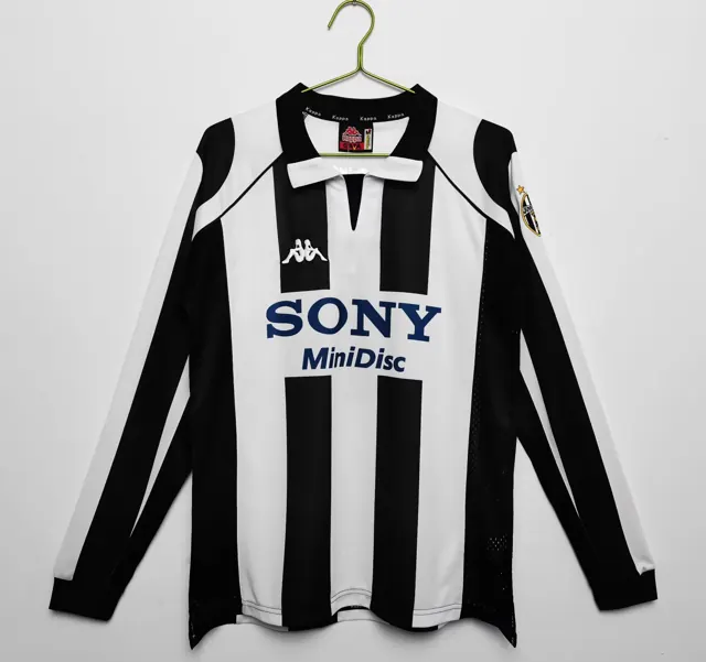 Manga larga: temporada 1997/98 Juventus local retro 3B