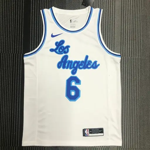 Lakers Noche Latina (alto relieve) blanco nº 6 James