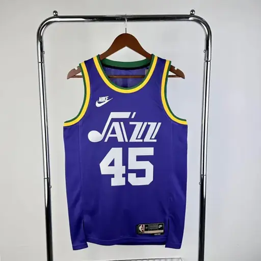 Temporada 24 Jazz retro nº 45 Mitchell