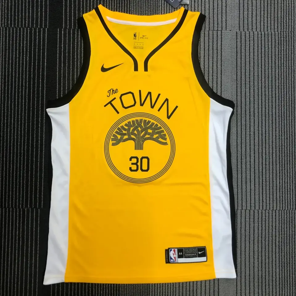 Foto 1 de Temporada 18 Warriors edición premio nº 30 Curry