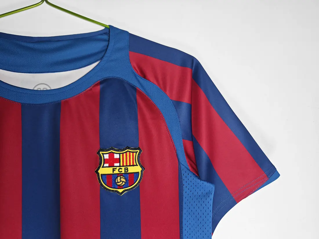 Foto 7 de Temporada 2005/06 Barcelona local LaLiga versión correcta