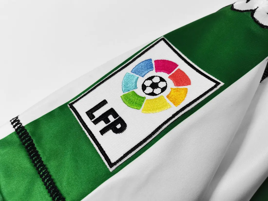 Foto 8 de Queda S  Temporada 2003/04 Real Betis primera equipación