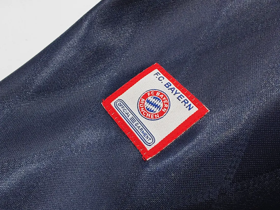 Foto 6 de Manga larga: Temporada 1997/99 Bayern de Múnich local 3B