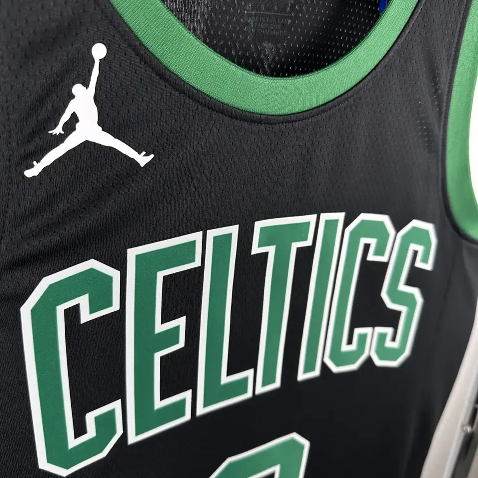 Foto 4 de Temporada 23 Celtics de Boston Edición limitada Air Jordan número 8 Porzingis