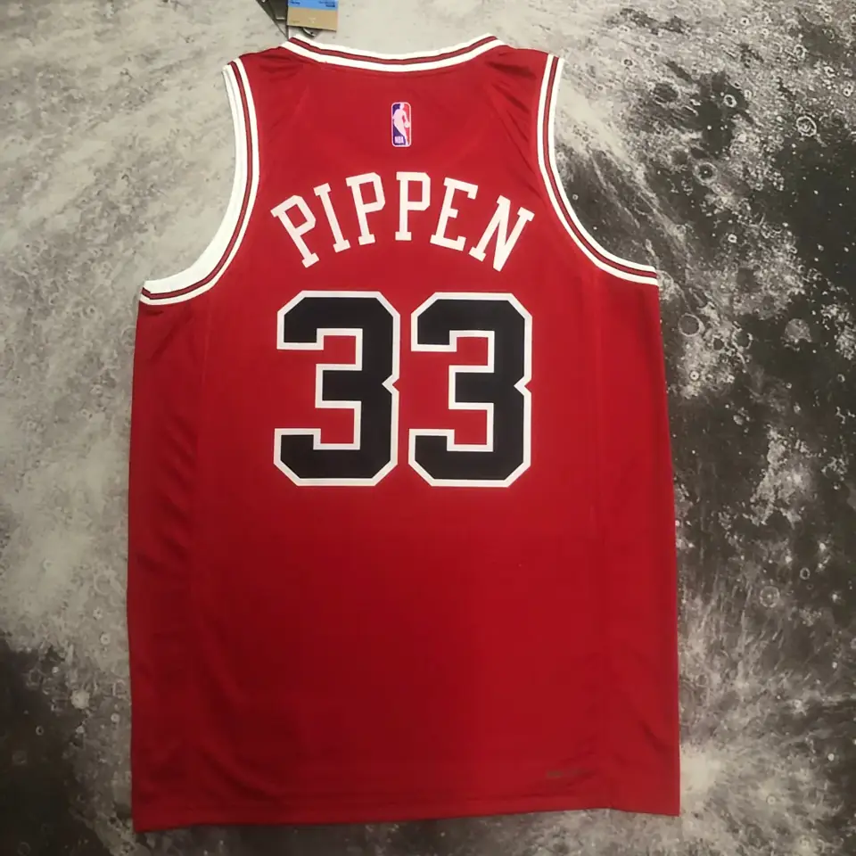Foto 4 de Temporada 23 Bulls rojo número 33 Pippen