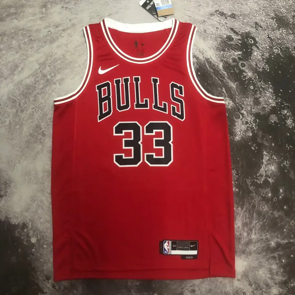 Foto 5 de Temporada 23 Bulls rojo número 33 Pippen