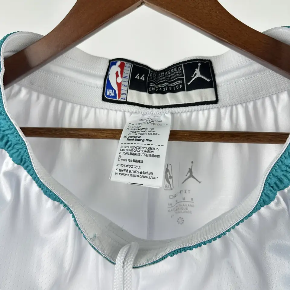 Foto 4 de Hornets pantalones cortos blancos