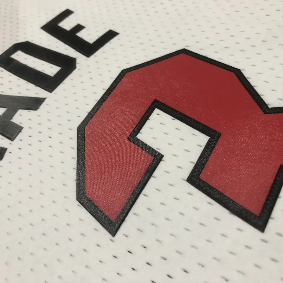 Foto 4 de Camiseta retro MN termo-prensada: SW Miami Heat temporada 05/06 blanco n.º 3 Wade