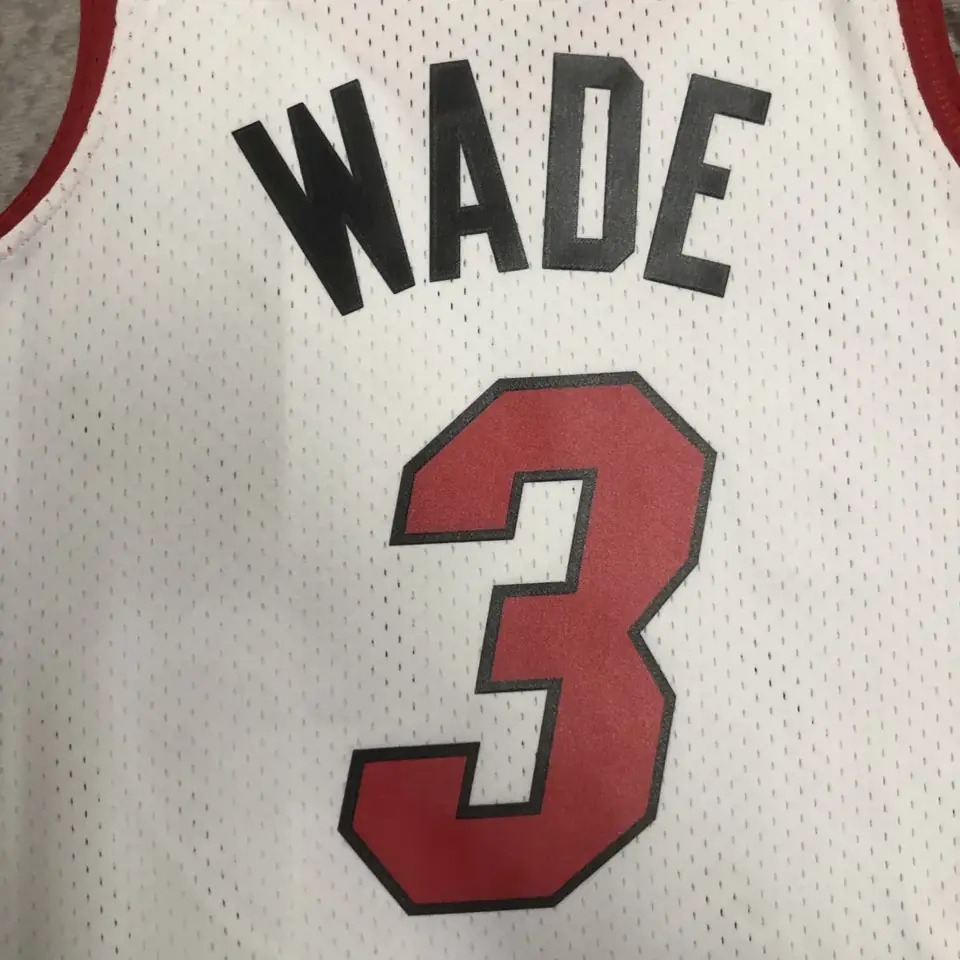 Foto 6 de Camiseta retro MN termo-prensada: SW Miami Heat temporada 05/06 blanco n.º 3 Wade