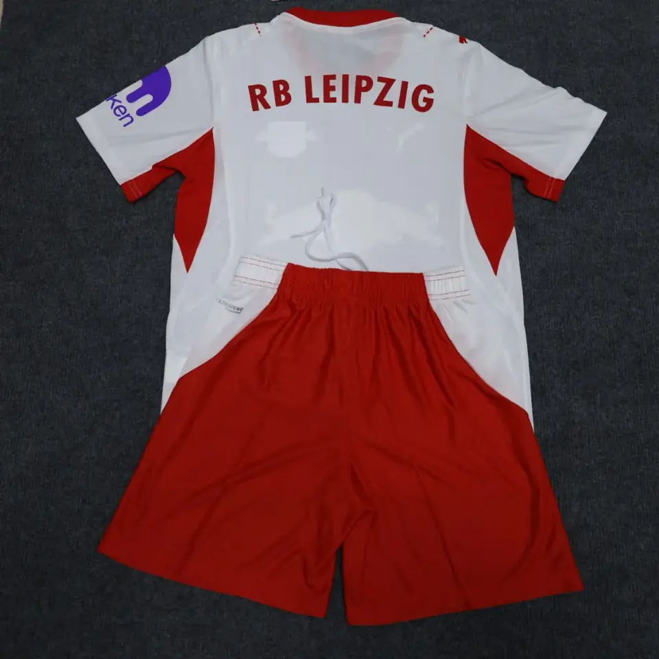 Foto 2 de Versión jugador 26-27 RB Leipzig conjunto local S-2XL