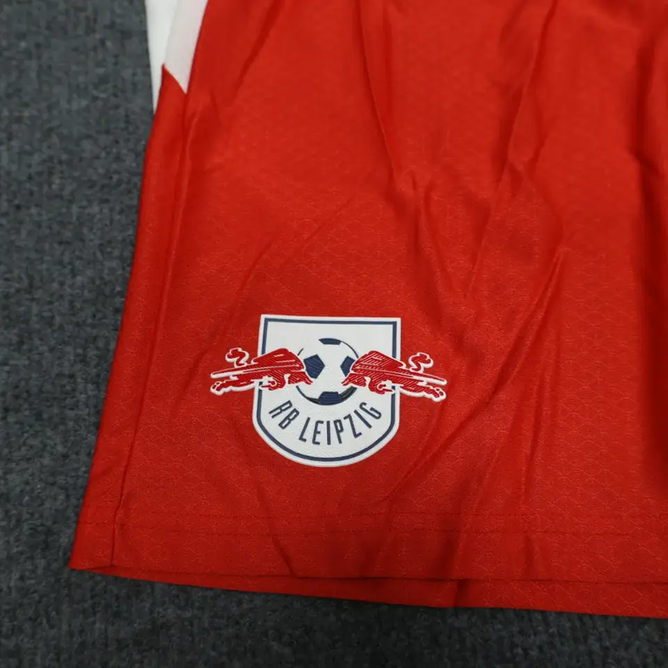 Foto 5 de Versión jugador 26-27 RB Leipzig conjunto local S-2XL