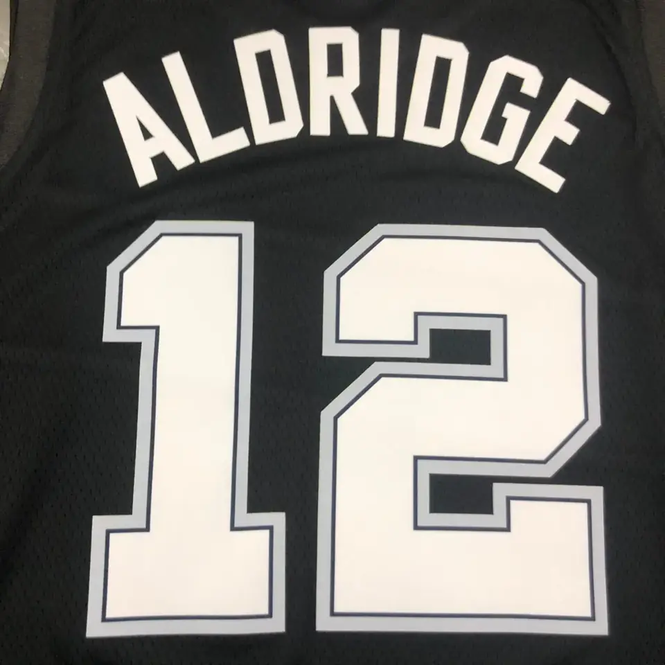 Foto 8 de Temporada 21 San Antonio Spurs City Edition, nº 12 Aldridge
