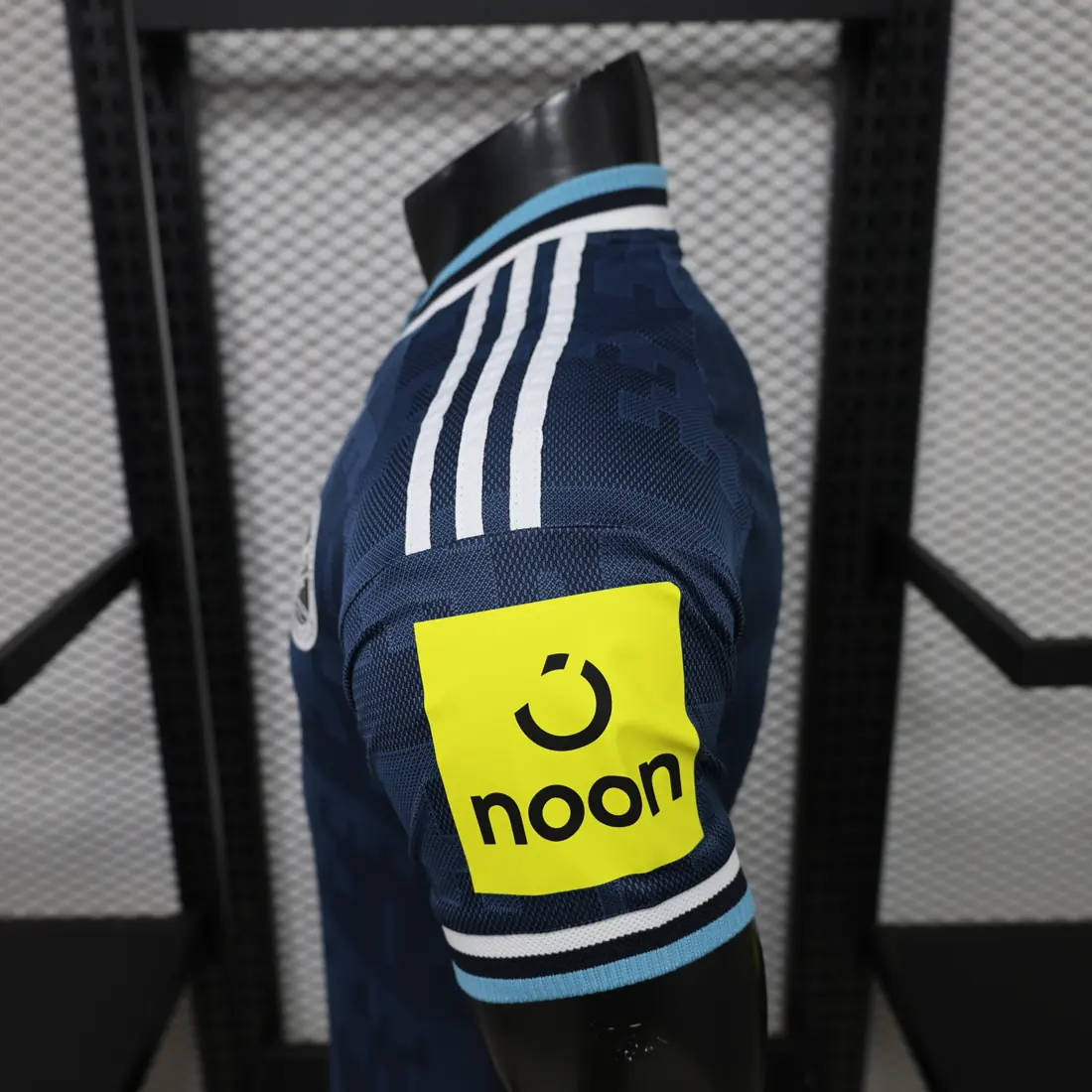 Foto 4 de 26-27 Newcastle United visitante S-2XL