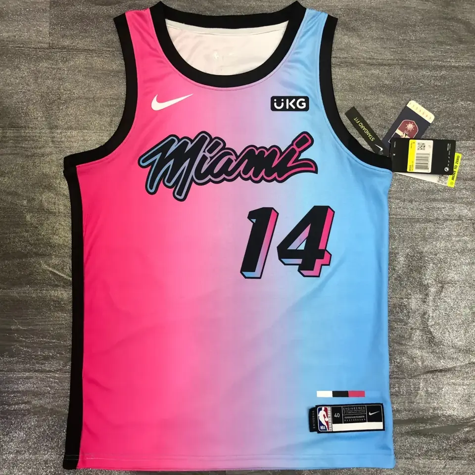 Foto 1 de Temporada 21 Heat de Miami edición ciudad con degradado, n.º 14 Tyler Herro