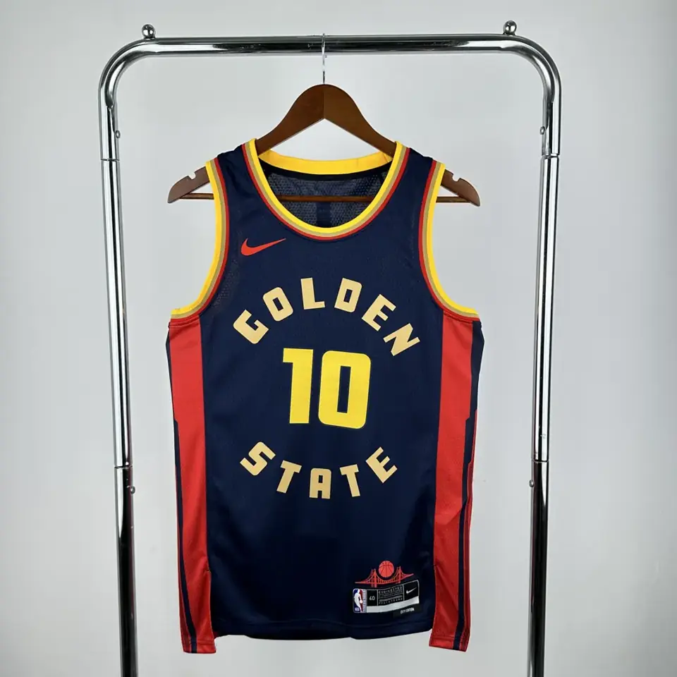 Foto 1 de Temporada 2025 Warriors Edición Ciudad número 10 Butler