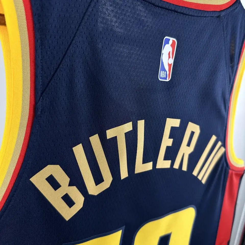 Foto 5 de Temporada 2025 Warriors Edición Ciudad número 10 Butler