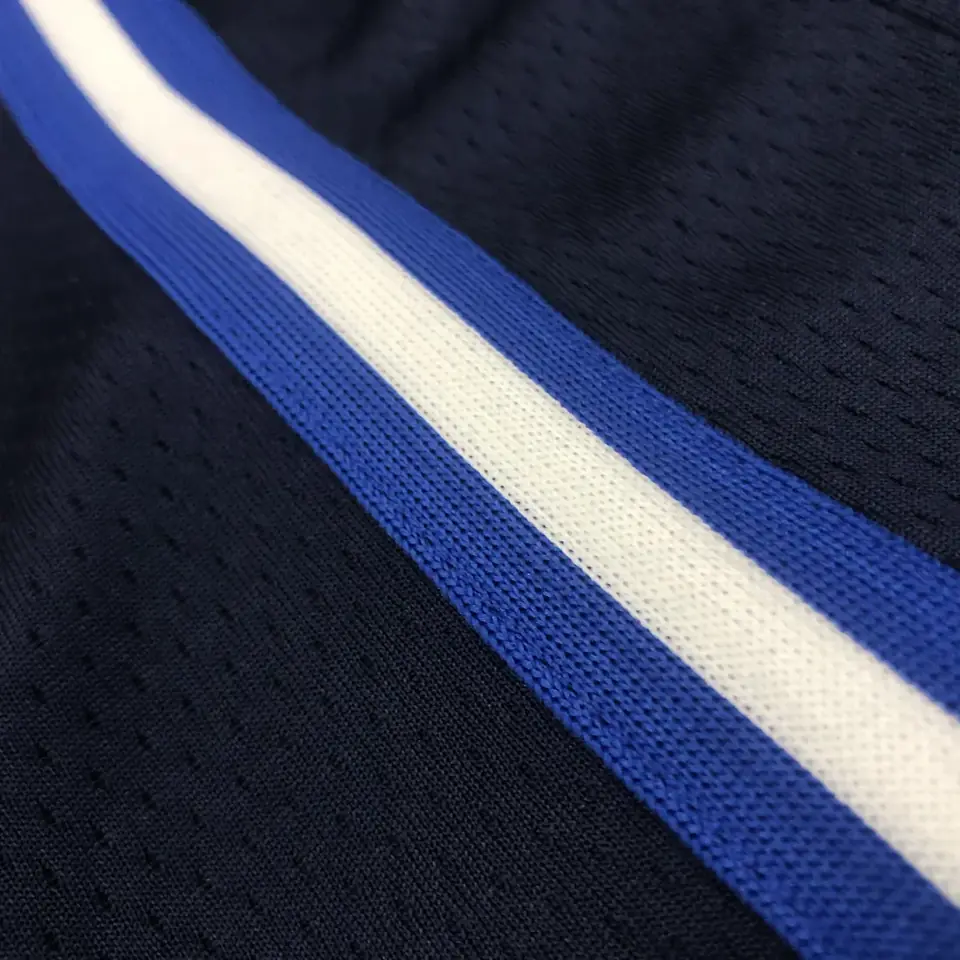 Foto 8 de Temporada 21 Dallas Mavericks edición limitada temática Jordan nº 77 Luka Doncic