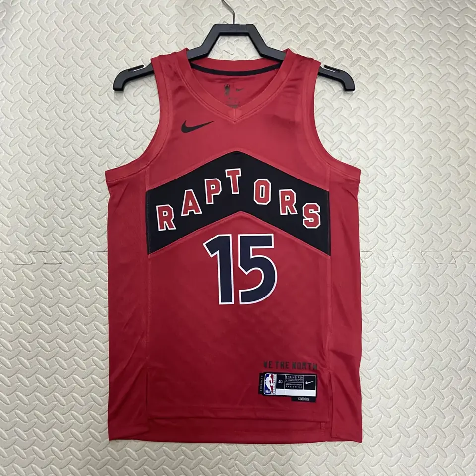 Foto 1 de Temporada 23 Raptors visitante n.º 15 Carter
