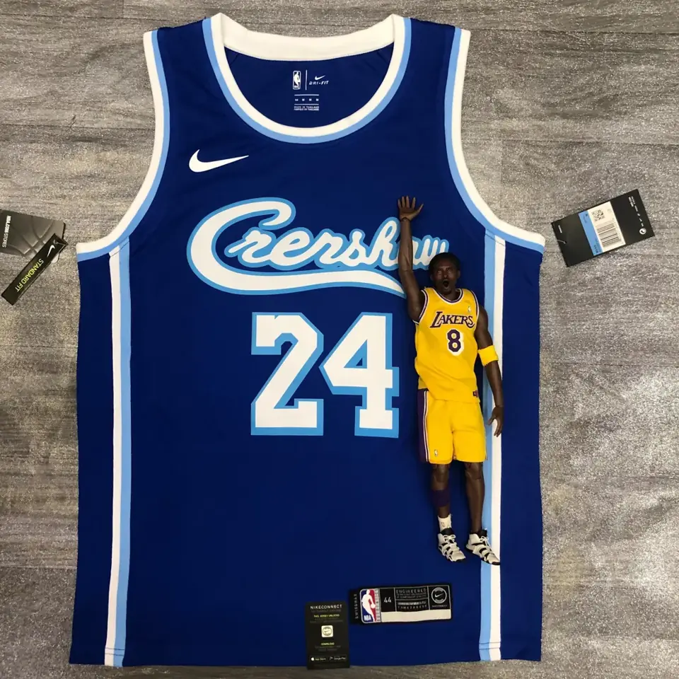 Foto 1 de Los Angeles Lakers colaboración con cantante latino azul número 24 Kobe Bryant