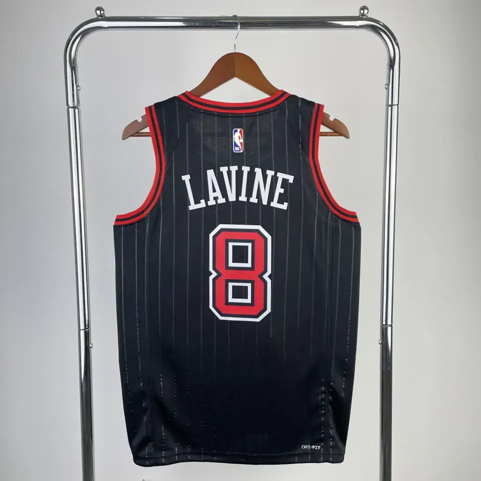 Foto 2 de Temporada 23 Chicago Bulls edición Air número 8 LaVine