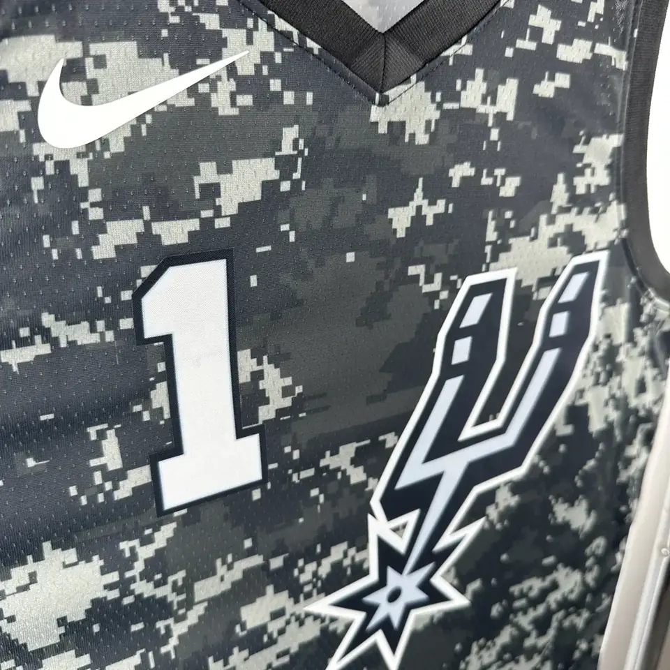 Foto 3 de Spurs camuflaje nº 1 Wembanyama