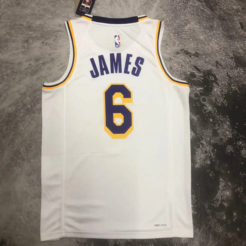 Foto 3 de Temporada 23 Los Angeles Lakers cuello redondo blanco n.º 6 James