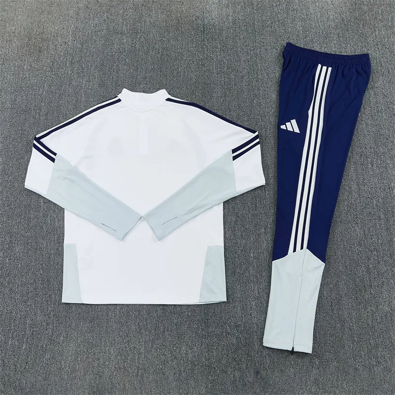 Foto 7 de 2627 Real Madrid blanco