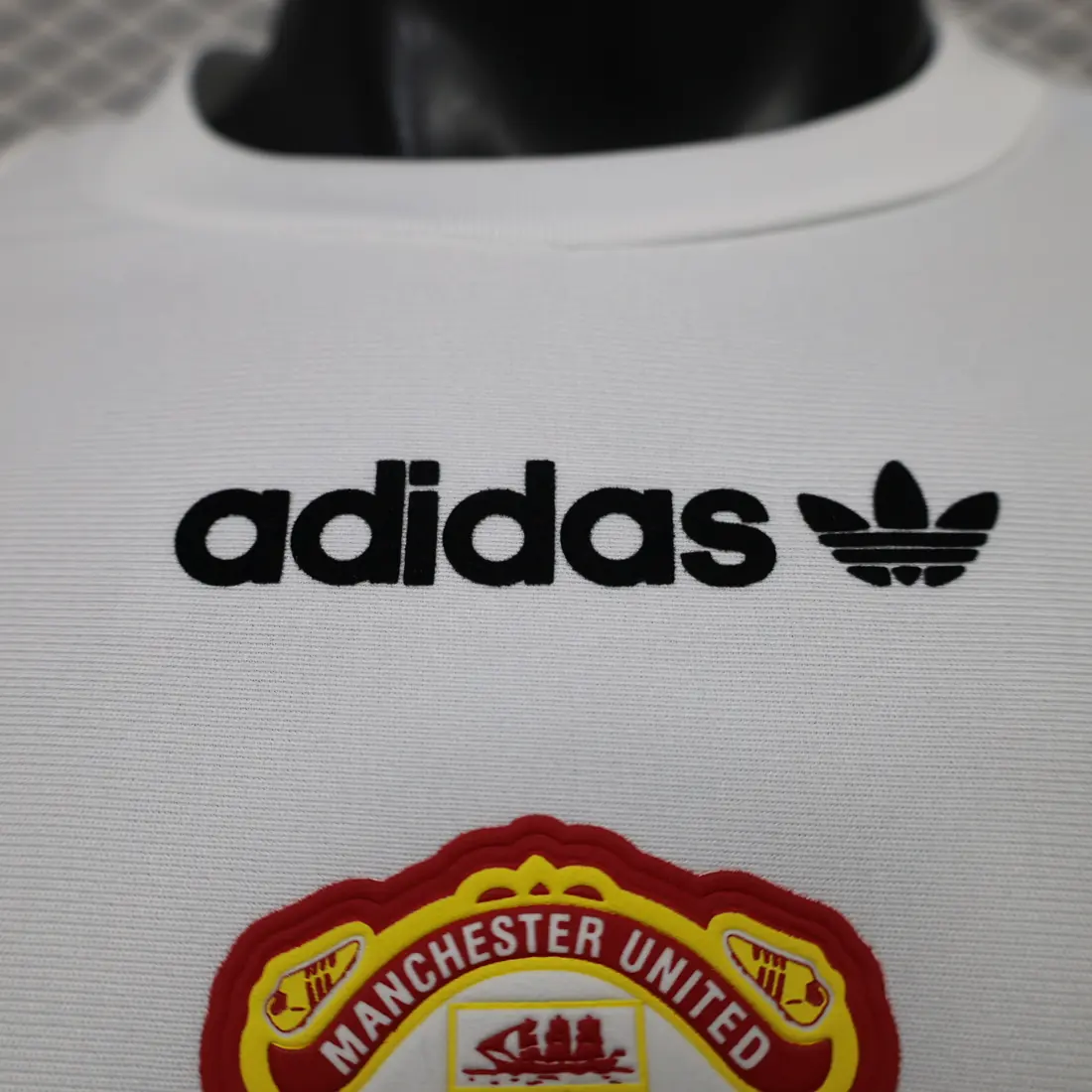 Foto 7 de 26-27 Manchester United Casual Retro Blanco S-3XL