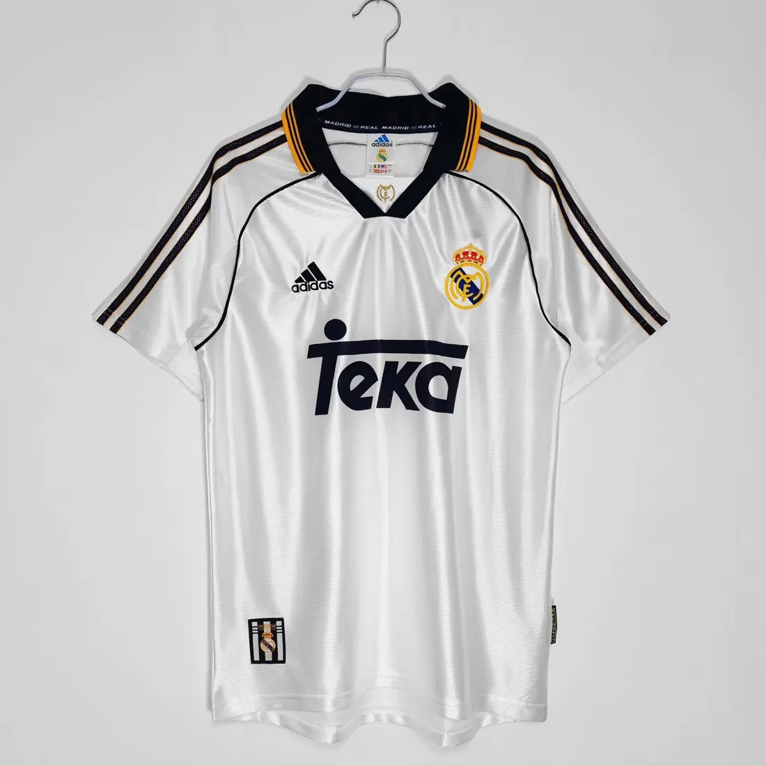 Foto 1 de Temporadas 1998/00 Real Madrid primera equipación 5A