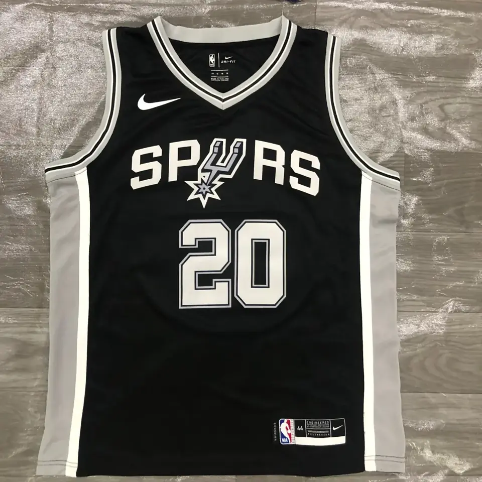 Foto 1 de Spurs negro número 20 Ginóbili