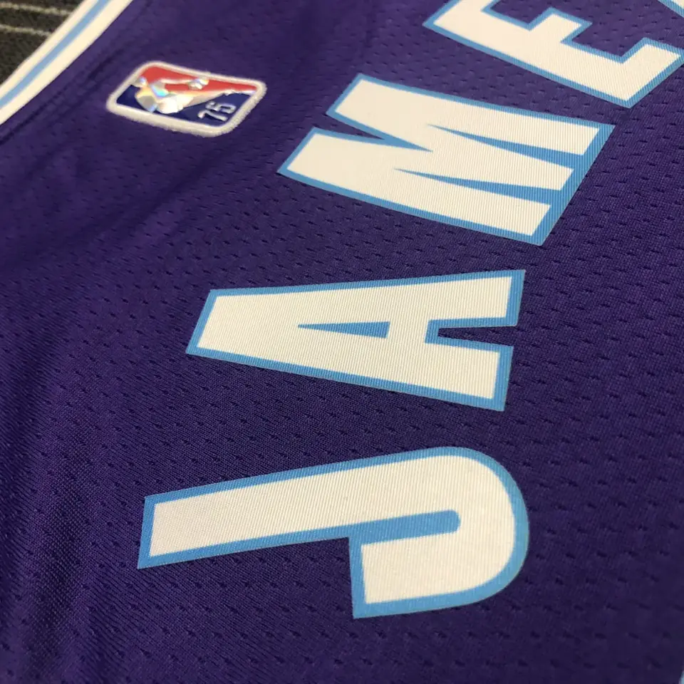 Foto 7 de 75º aniversario temporada 22 Lakers City Edition nº 23 James