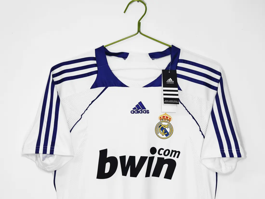 Foto 2 de Temporada 2007/08 Real Madrid local 8A