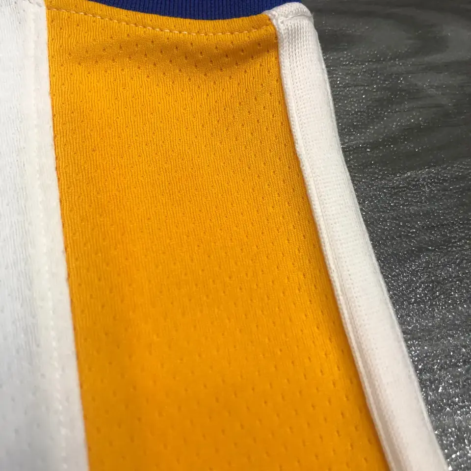 Foto 7 de Temporada 20 Warriors cuello en V blanco nº 6 Nick Young